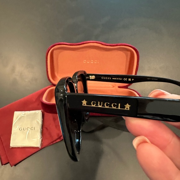 Gucci Womens Butterfly 54mm Sunglasses - Picture 6 of 7